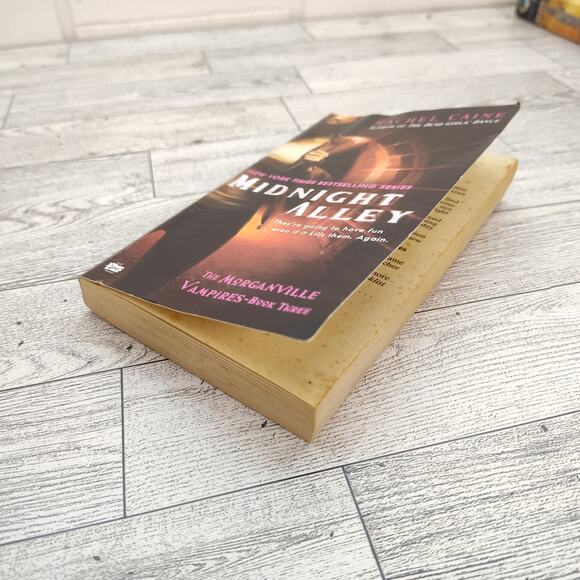 Midnight Alley by Rachel Caine - ( Morganville Vampires Book 3 ) Paperback‎ PB - Picture 10 of 11